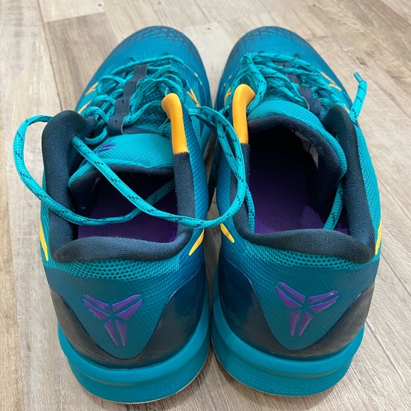 Nike Kobe “Venomenon” Turbo Green - Picture 3 of 5